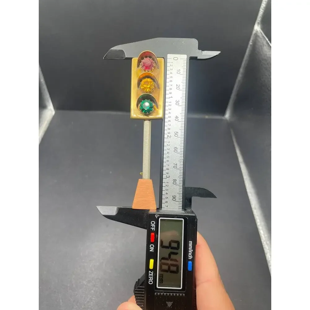 Vintage Traffic Light Stoplight Rhinestone Brooch Pin Gold Tone Red Yellow Green